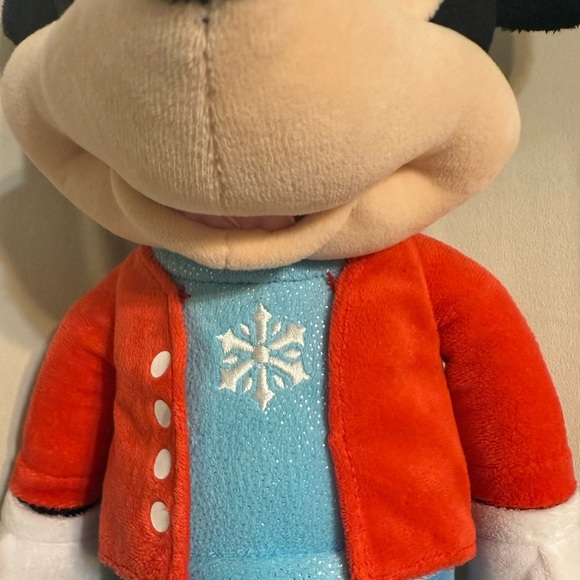 Christmas-style Mickey Mouse plush - Picture 3 of 10